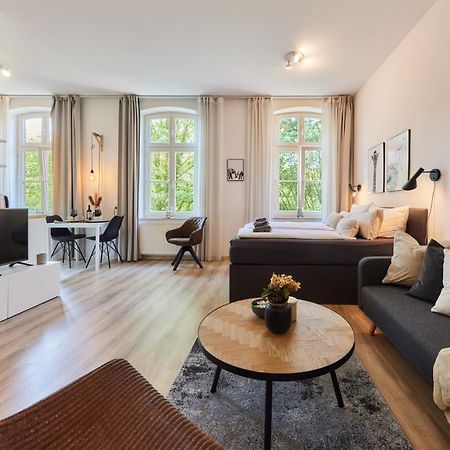 Studio3 Zentral Und Ruhig Mit Parkplatz, 5 Min Z Bali-T Und Gop, Boxspringbett Bad Oeynhausen Dış mekan fotoğraf