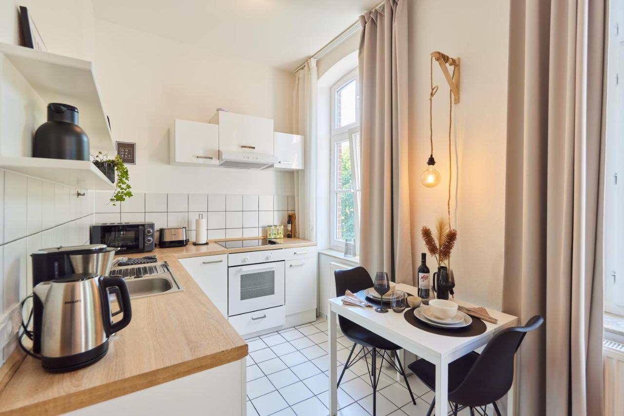 Studio3 Zentral Und Ruhig Mit Parkplatz, 5 Min Z Bali-T Und Gop, Boxspringbett Bad Oeynhausen Dış mekan fotoğraf