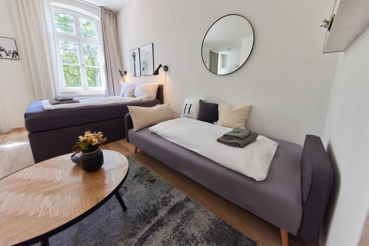 Studio3 Zentral Und Ruhig Mit Parkplatz, 5 Min Z Bali-T Und Gop, Boxspringbett Bad Oeynhausen Dış mekan fotoğraf