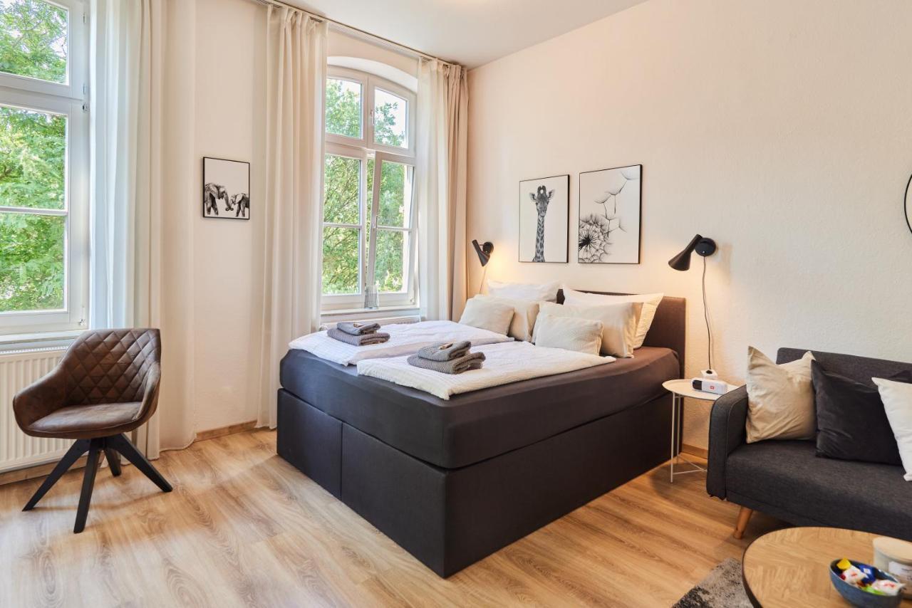 Studio3 Zentral Und Ruhig Mit Parkplatz, 5 Min Z Bali-T Und Gop, Boxspringbett Bad Oeynhausen Dış mekan fotoğraf